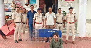 सोनहत पुलिस की त्वरित कार्यवाही,चोरों को माल सहित किया गिरफ्तार