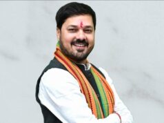 विधायक अनुज शर्मा की बड़ी पहल: धरसीवां और खरोरा स्वास्थ्य केंद्रों को मिले नए चिकित्सक, अब स्थानीय स्तर पर मिलेगा 24 घंटे इलाज