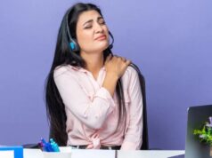 ऑफिस में गर्दन-कंधे के दर्द से राहत चाहिए? अपनाएं ये 4 स्ट्रेचिंग एक्सरसाइज