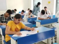 बिना किताब कैसे होगी पढ़ाई? नए सत्र के 15 दिन बाद भी नहीं मिला पाठ्य सामग्री