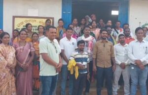 CG News: CEO के तबादले की मांग पर अड़े सरपंच, नहीं मानी बात तो सामूहिक इस्तीफे की चेतावनी