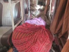झाड़ू की आड़ में बस से हो रही थी गांजा तस्करी, 2 करोड़ का 20 क्विंटल माल जब्त
