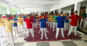 सर्वोदय पब्लिक स्कूल में योग दिवस का आयोजन, विद्यार्थियों ने सीखे स्वस्थ जीवन के मंत्र