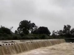 धमतरी में नदी के तेज बहाव में बहा युवक, मछली पकड़ने गया था एनिकट के पास; रेस्क्यू ऑपरेशन जारी
