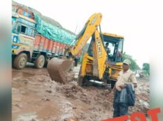 कीचड़ से परेशान लोगों की सुनी गई – SECL ने संभाला मोर्चा, एडु से छाल मार्ग के भरे जा रहे गढ्डे
