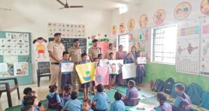 सरदार वल्लभभाई पटेल जी की 150वीं जयंती के अवसर पर गरियाबंद पुलिस द्वारा स्कूली बच्चों के लिए निबंध लेखन एवं चित्रकला प्रतियोगिता का आयोजन किया गया