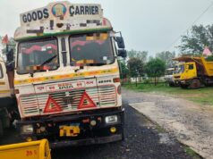 नशे में वाहन चलाने पर बड़ी कार्रवाई, 2 ट्रक और 1 पिकअप जब्त