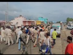 सड़क की मांग को लेकर ग्रामीणों ने नेशनल हाईवे 130-सी किया चक्काजाम