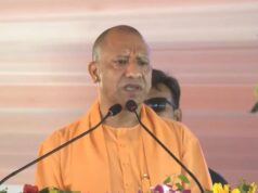 CM योगी का विपक्ष पर करारा हमला, बोले- वक्फ के नाम पर क्यों समाजवादी पार्टी और कांग्रेस का मुंह बंद हो जाता है
