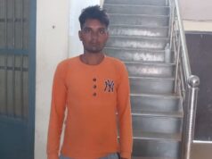 देर रात को फरसा लहराकर लोगों में फैला रहा था दहशत, पुलिस ने त्वरित कार्रवाई कर युवक को किया गिरफ्तार…