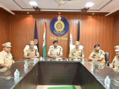नवपदस्थ पुलिस अधीक्षक चन्द्र मोहन सिंह ने पुलिस अधीक्षक, दंतेवाड़ा का विधिवत पदभार ग्रहण किया