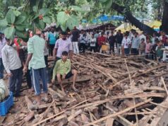 छत्तीसगढ़ में दर्दनाक हादसा: बारिश से बचने पहुंचे लोग, अचानक ढह गया होटल
