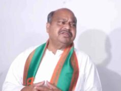 पुरंदर मिश्रा का कांग्रेस पर तीखा वार- ‘भारत माता का सम्मान नहीं तो चीन या इटली चले जाएं’