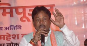 बैलाडीला की 17 ग्राम पंचायतों में विकास कार्यों का शुभारंभ, सांसद ने जताया एनएमडीसी का आभार