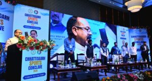 ज्ञानेश्वरी यादव ने जीता सिल्वर, रायपुर में मिला दिल खोलकर सम्मान; वीडियो कॉल पर भावुक हुआ स्पोर्ट्स कॉन्क्लेव