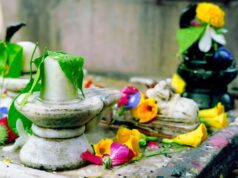 शिवलिंग पर सबसे पहले क्या चढ़ाना चाहिए? जानिए स्टेप-बाय-स्टेप पूरी विधि