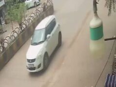 भिलाई में स्कूल वैन की बड़ी लापरवाही, चलते वाहन से गिरा बच्चा