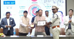 धमतरी पुलिस ने बढ़ाया जिले का मान, राज्य स्तरीय पुलिस जज्बा अवार्ड में चार अधिकारी सम्मानित
