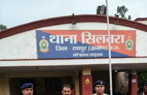 सालों तक पुलिस को चकमा देता रहा… पुराने केसों की दोबारा पड़ताल शुरू हुई तो 7–8 साल से फरार आरोपी आखिरकार पकड़ा गया!