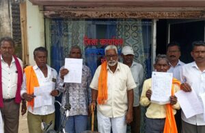 आदेश के बाद भी पंचायत नहीं छोड़ रही रोजगार सहायक, सरपंच सहित सभी पंच इस्तीफा देने की तैयारी में