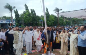 खरोरा में उल्लासपूर्ण वातावरण में मनाया गया 80वाँ स्वतंत्रता दिवस