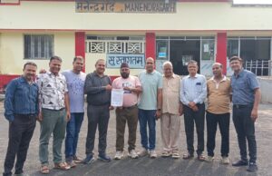 रेल सुविधाओं के विस्तार को लेकर चेंबर ऑफ कॉमर्स ने डीआरएम को सौंपा मांग पत्र