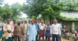 लल्लू सिंह के हस्तक्षेप से केशला सोसाइटी में खाद संकट हुआ दूर, सैकड़ों किसानों को मिली राहत