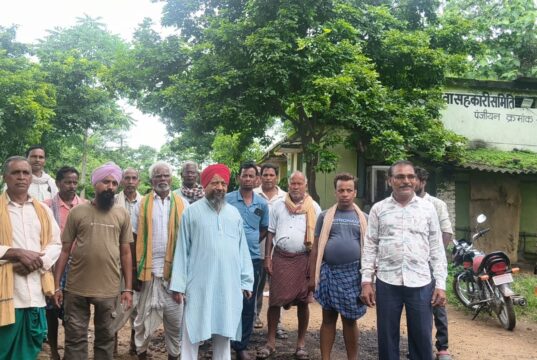 लल्लू सिंह के हस्तक्षेप से केशला सोसाइटी में खाद संकट हुआ दूर, सैकड़ों किसानों को मिली राहत