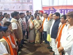 विभाजन की विभीषिका पर आधारित छायाचित्र प्रदर्शनी मंत्री दयालदास ने किया अवलोकन