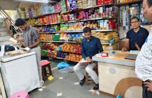 मिलावटखोरों पर प्रशासन का शिकंजा, मिठाई-पनीर-दही और बेकरी उत्पादों के नमूने जांच के लिए भेजे