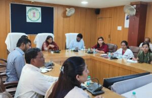 कलेक्टर प्रतिष्ठा ममगाईं ने की शासन की महत्वाकांक्षी योजनाओं की विस्तृत समीक्षा
