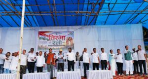‘हर घर तिरंगा अभियान’ में गूंजा भारत माता की जय:विधायक भईया लाल राजवाड़े सहित जनप्रतिनिधियों, अधिकारियों, पुलिस जवानों और छात्र-छात्राओं ने निकाली तिरंगा यात्रा
