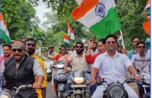 हसदेव मंडल में निकली भव्य तिरंगा यात्रा, वंदे मातरम् के जयघोष से गूंजा नगर