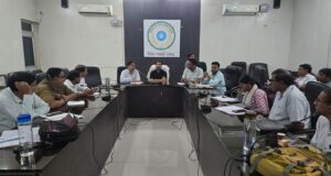 अल्प प्रगति वाले आवासों को लेकर सीईओ ने ली समीक्षा बैठक, आगामी सप्ताह में पूर्णता का दिया लक्ष्य