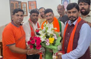 भाजपा महिला मोर्चा की राष्ट्रीय अध्यक्ष बनीं रूपकुमारी चौधरी, दीपक म्हस्के बने सोशल मीडिया संयोजक; जिला अध्यक्ष अनिल चंद्राकर, अजय रोहरा व सुरेंद्र सोनटके ने दी बधाई