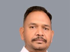 नक्सल-वालांचल में 12 साल से सेवा, 10 साल से शून्य मातृ मृत्यु..15 अगस्त को धमतरी में सम्मानित हुए RMA दुर्गेश कुमार साहू