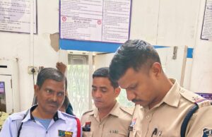 रायगढ़ में बैंकों की सुरक्षा व्यवस्था का औचक निरीक्षण, पुलिस ने सुरक्षा मानकों की परखी तैयारियां