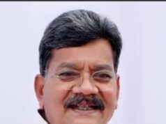 नेता प्रतिपक्ष डॉ चरणदास महंत ने एडीजी इंटेलिजेंस से की बात और ली जानकारी जम्मू कश्मीर के कुलगाम में छत्तीसगढ़ के मजदूरों की मौत को लेकर