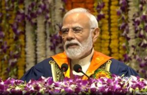 IIT दिल्ली के छात्रों से बोले पीएम मोदी,’आपके मन में कुछ और चल रहा होगा, मैं तो बाबा बागेश्वर नहीं हूं’