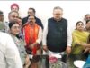 डोंगरगढ़ भाजपा में फिर बवाल! मंडल भंग होने से नाराज सैकड़ों कार्यकर्ता पहुंचे डॉ. रमन सिंह के दरबार