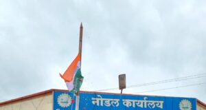 जिला सहकारी बैंक बालोद शाखा में उपाध्यक्ष नरेश यदु ने किया ध्वजारोहण