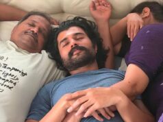 बच्चों की तरह मम्मी-पापा के बीच सो रहे थे विजय देवरकोंडा, रश्मिका मंदाना ने क्लिक की सुकून भरे पल की फोटो