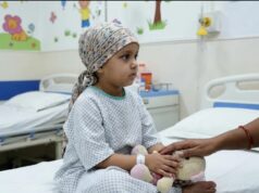 बार-बार बुखार, नीले निशान या हड्डियों में दर्द को न करें नजरअंदाज! बच्चों में कैंसर के हो सकते हैं ये संकेत