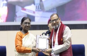 छत्तीसगढ़ के अनूप रंजन पांडेय को राष्ट्रपति ने दिया संगीत नाटक अकादमी पुरस्कार, सम्मान बस्तर के कलाकारों को समर्पित