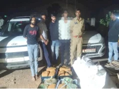महासमुंद में गांजा तस्करों पर बड़ा शिकंजा, 117.15 किलो माल जब्त; दो कार और मोबाइल भी बरामद
