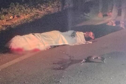 अभनपुर में भीषण सड़क हादसा: पिकअप-बाइक की आमने-सामने टक्कर, युवक की मौके पर मौत