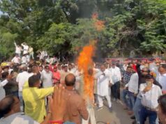 रायपुर में SIR के खिलाफ कांग्रेस का मार्च, घड़ी चौक पर पुलिस से भिड़े कार्यकर्ता; फूंके PM और CEC के पुतले