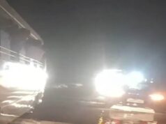 छत्तीसगढ़: पुलिस और यात्रियों के मना करने पर भी ड्राइवर ने पानी में उतारी बस, तेज बहाव में फंसी 70 जिंदगियां