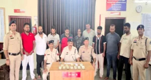 पहले गोपनीय प्लान, फिर अचानक छापा… जांजगीर पुलिस ने पकड़े 9 जुआरी, लाखों रुपए जब्त