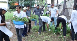 नटवर स्कूल मैदान में चला विशेष सफाई अभियान, जनभागीदारी से दिया स्वच्छता का संदेश